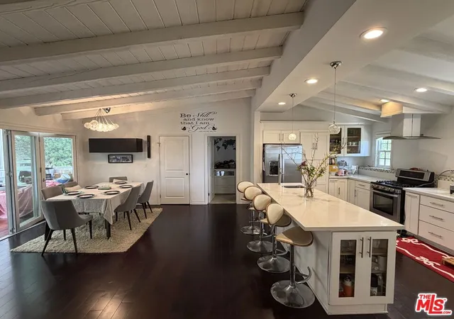 image of 3759 Lockerbie Ln, Glendale, CA 91208 | MLS# 26720307