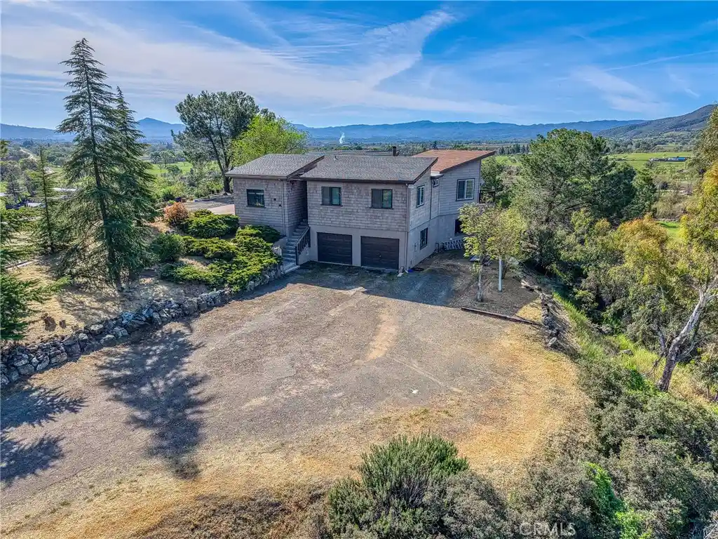 Single family home for sale at 3245 Ackley Rd, Lakeport, CA 95453 | MLS# LC26078990
