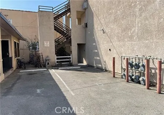 Photo 2 of Multi family home for sale at 1512 N Stanton, Long Beach, CA 90804 | MLS# PW26080526 | Listing updated on 2026-10-13