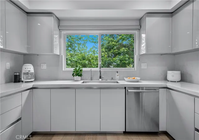 Homes for sale in Sherman Oaks, CA | 14157 Tiara St #101, Sherman Oaks, CA 91401 | MLS# SB26076369