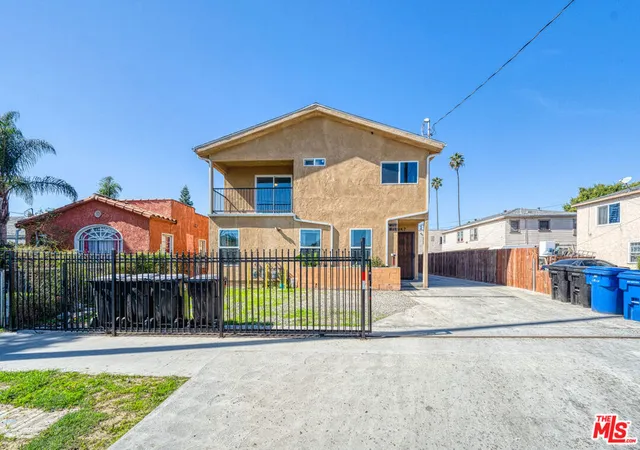1st image of 943 Broad Ave, Wilmington, CA 90744 | MLS# 26723747