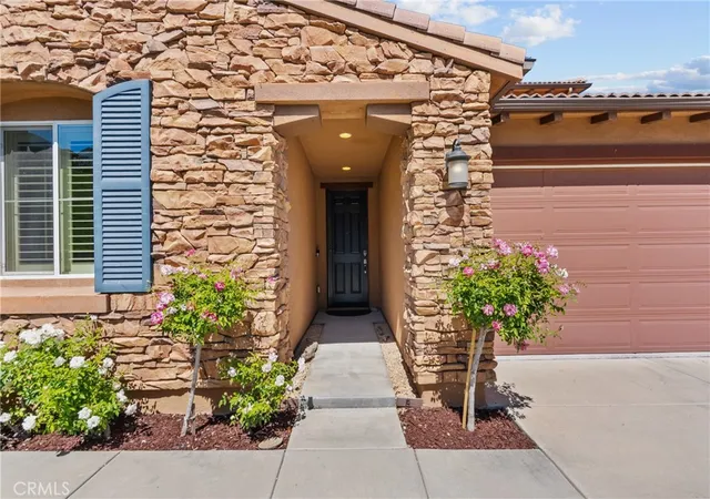 Photo 3 of Sale Pending at 24557 Rosette, Valencia, CA 91354 | MLS# SR26075800 | Listing updated on 2026-09-27