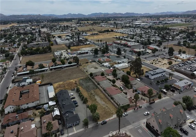4th image of 126 E 6th, San Jacinto, CA 92583 | MLS# OC26079437
