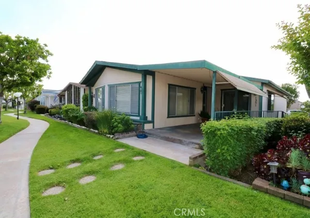5th image of 1351 Silver Lake Pl #92, Brea, CA 92821 | MLS# OC26080657