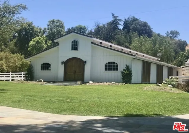 Homes for sale in Hidden Hills, CA | 24024 Long Valley Rd, Hidden Hills, CA 91302 | MLS# 26722301