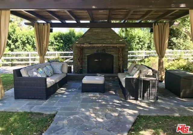 Homes for sale in Hidden Hills, CA | 24024 Long Valley Rd, Hidden Hills, CA 91302 | MLS# 26722301