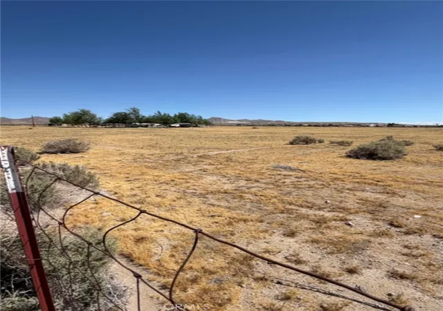 3rd image of 0 St, Oro Grande, CA 92368 | MLS# CV26080473