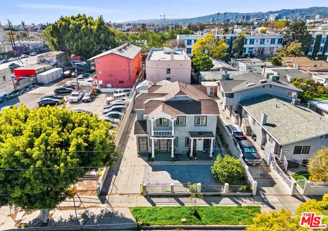 3rd image of 1117 N Alexandria Ave, Los Angeles, CA 90029 | MLS# 26726321