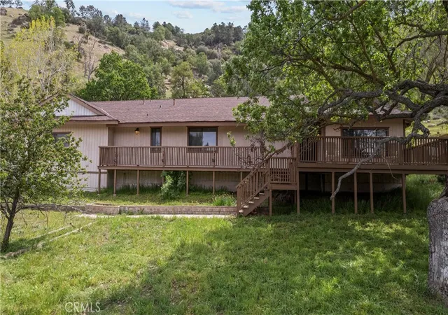 Homes for sale in Tehachapi, CA | 29570 Butterfield, Tehachapi, CA 93561 | MLS# BB26079362