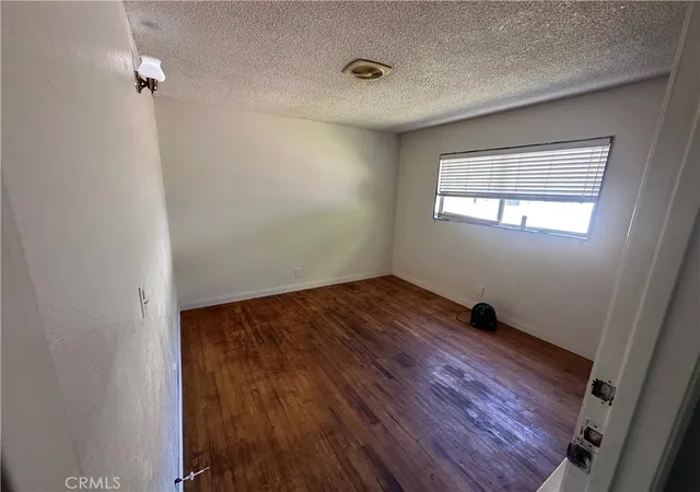Photo 3 of Sale Pending at 15472 La Salle Ln, Huntington Beach, CA 92647 | MLS# OC26080776 | Listing updated on 2026-10-07