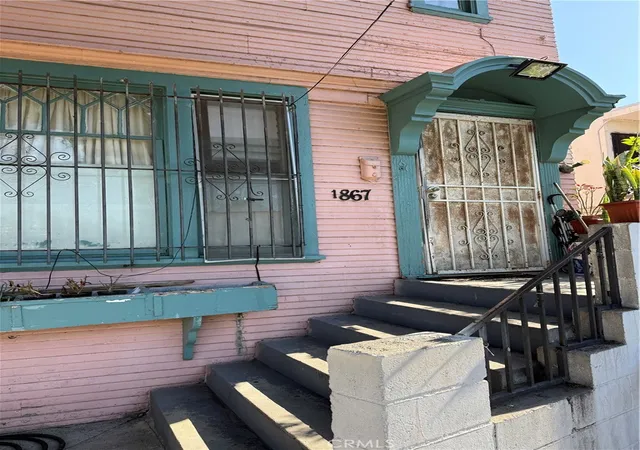 4th image of 1867 W 11Th, Los Angeles, CA 90006 | MLS# DW26080841