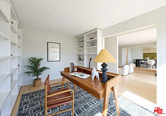 Homes for sale in Santa Monica, CA | 1020 19th St #6, Santa Monica, CA 90403 | MLS# 26650433