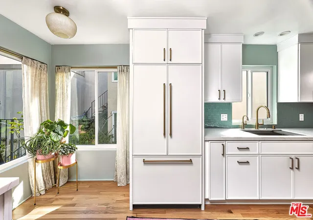 Homes for sale in Santa Monica, CA | 1020 19Th St, Santa Monica, CA 90403