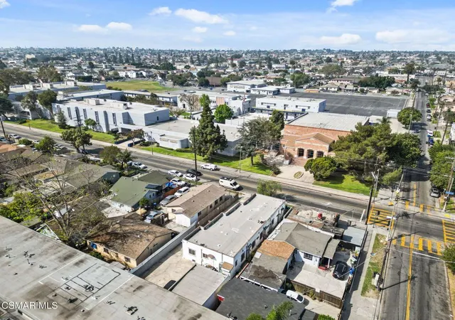 14th image of 9206 Hoover St, Los Angeles, CA 90044 | MLS# 226001721