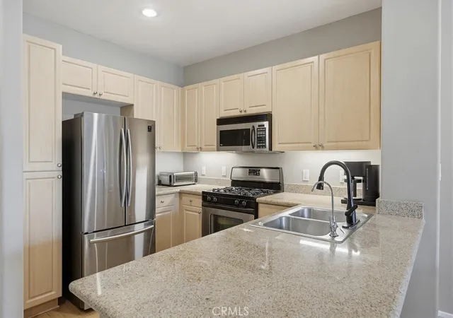 3rd image of 2448 Watermarke, Irvine, CA 92612 | MLS# OC26079520