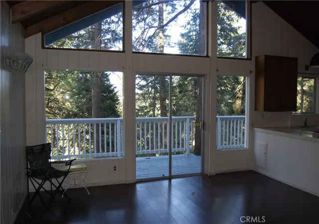 2nd image of 807 Sierra Vista, Twin Peaks, CA 92391 | MLS# IG26079798