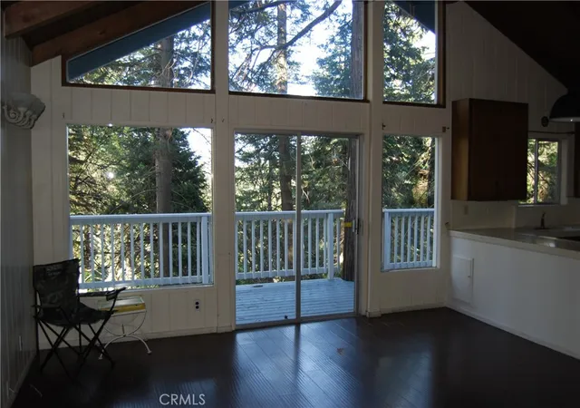 Photo 3 of Single family home for sale at 807 Sierra Vista, Twin Peaks, CA 92391 | MLS# IG26079798 | Listing updated on 2026-07-03