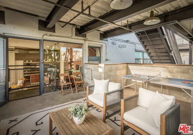 Homes for sale in Santa Monica, CA | 1534 17th Street, Santa Monica, CA 90404 | Houzeo