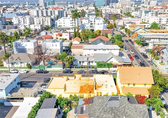 3rd image of 2942 W 12Th, Los Angeles, CA 90006 | MLS# RS26069251