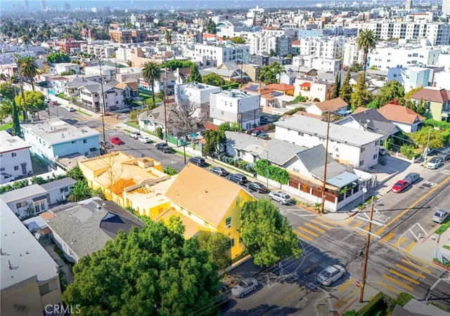 5th image of 2942 W 12Th, Los Angeles, CA 90006 | MLS# RS26069251