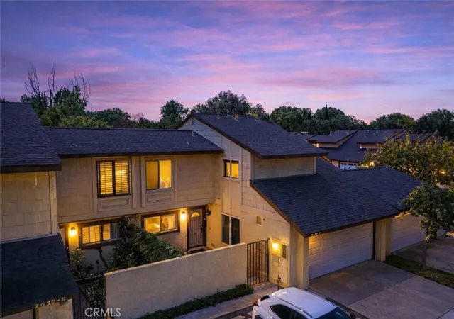 2nd image of 2620 Tustin Ave N #F, Santa Ana, CA 92705 | MLS# IG26080975