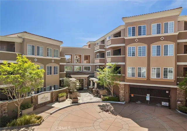 Photo 4 of Condo for sale at 2750 Artesia #458, Redondo Beach, CA 90278 | MLS# SB26079448 | Listing updated on 2026-10-12