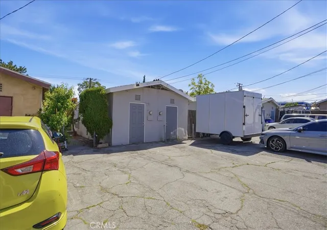 11th image of 24047 Arch, Newhall, CA 91321 | MLS# SR26081013