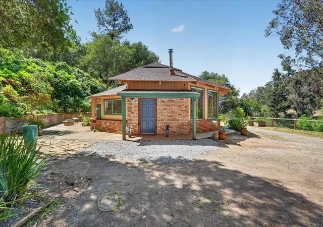 2nd image of 575 Snyder Ave, Aromas, CA 95004 | MLS# ML82042971