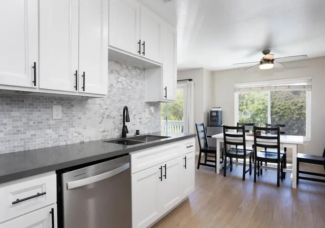4th image of 4241 Mesa Vista Way, Unit 5, Oceanside, CA 92057 | MLS# 260008878SD