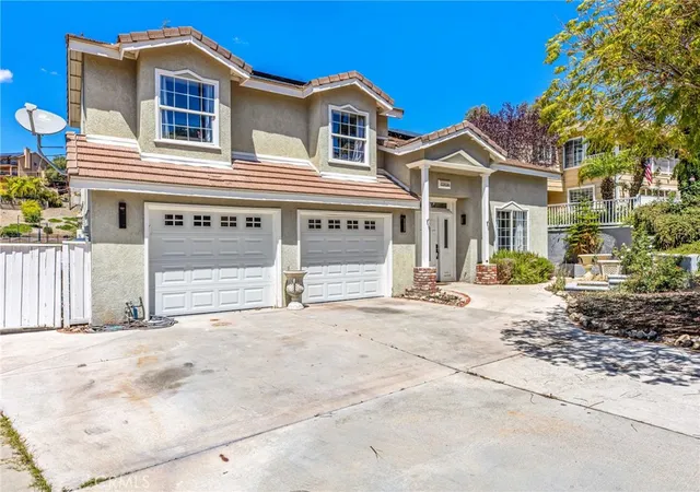 Photo 3 of Single family home for sale at 22920 Green Pine, Canyon Lake, CA 92587 | MLS# SW26052759 | Listing updated on 2026-09-09