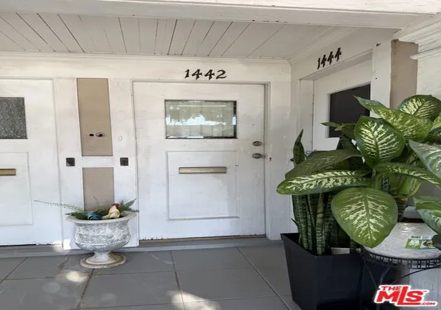 Photo 3 of Multi family home for sale at 1438 Magnolia Ave, Los Angeles, CA 90006 | MLS# 26721929 | Listing updated on 2026-04-22