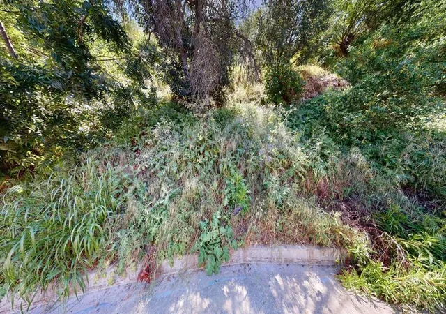 Photo 3 of Land for sale at 3810 Knobhill Dr, Sherman Oaks, CA 91423 | MLS# 219146455DA | Listing updated on 2026-04-15