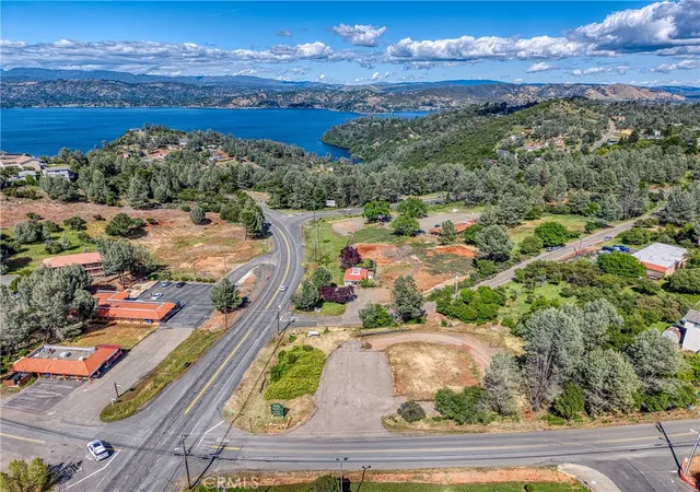 3rd image of 9700 State Hwy 281, Kelseyville, CA 95451 | MLS# LC26074240