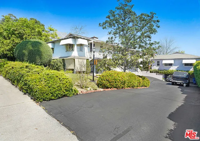 1st image of 156 N Baldwin Ave, Sierra Madre, CA 91024 | MLS# 26730341