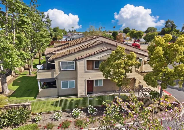 Homes for sale in Oceanside, CA | 5004 Los Morros Wy #2, Oceanside, CA 92057 | MLS# NDP2603622