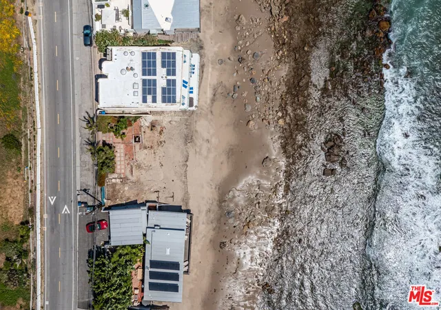 Homes for sale in Malibu, CA | 24236 Malibu Rd, Malibu, CA 90265 | MLS# 26727679