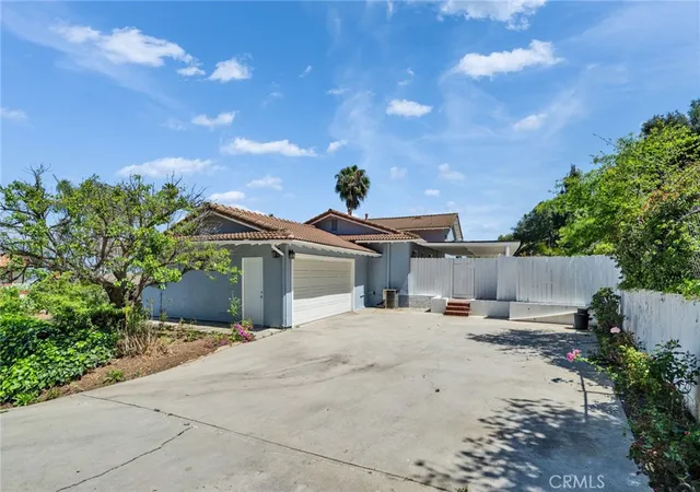 Photo 3 of Sale Pending at 1950 Old Cyn, Hacienda Heights, CA 91745 | MLS# WS26081278 | Listing updated on 2026-07-08