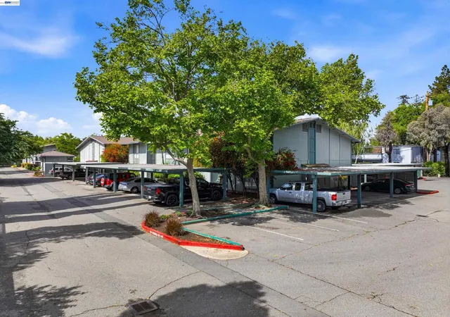 Homes for sale in Concord, CA | 1036 Oak Grove Rd #81, Concord, CA 94518 | MLS# 41131068