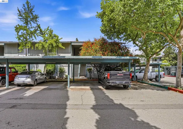 Homes for sale in Concord, CA | 1036 Oak Grove Rd #81, Concord, CA 94518 | MLS# 41131068