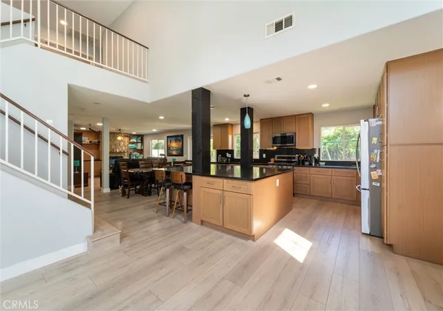 4th image of 39560 Saint Honore Dr, Murrieta, CA 92563 | MLS# SW26081538