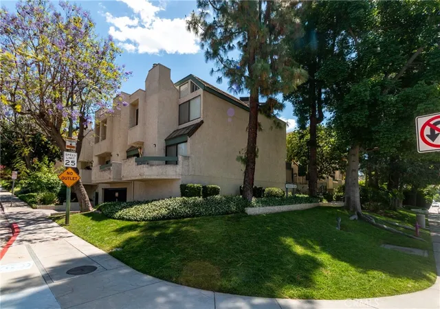 2nd image of 1734 N Verdugo #23, Glendale, CA 91208 | MLS# BB26081164