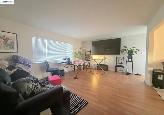 4th image of 7401 Hillside St, Oakland, CA 94605 | MLS# 41131071