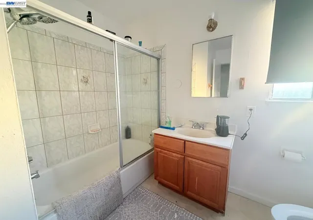 5th image of 7401 Hillside St, Oakland, CA 94605 | MLS# 41131071