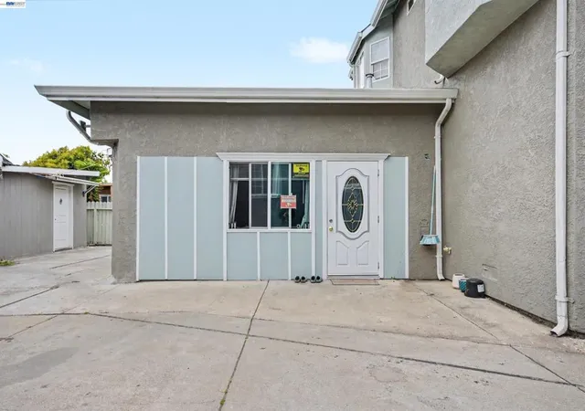 Homes for sale in Richmond, CA | 1536 Garvin Ave, Richmond, CA 94801 | MLS# 41131083