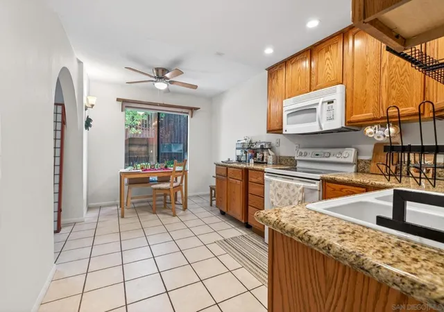 4th image of 2157 Arnold, Alpine, CA 91901
