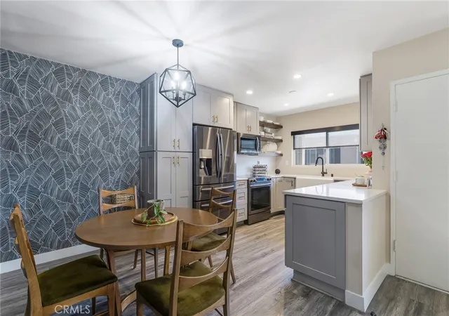 4th image of 5232 Corteen Pl #17, Valley Village, CA 91607 | MLS# SR26081709