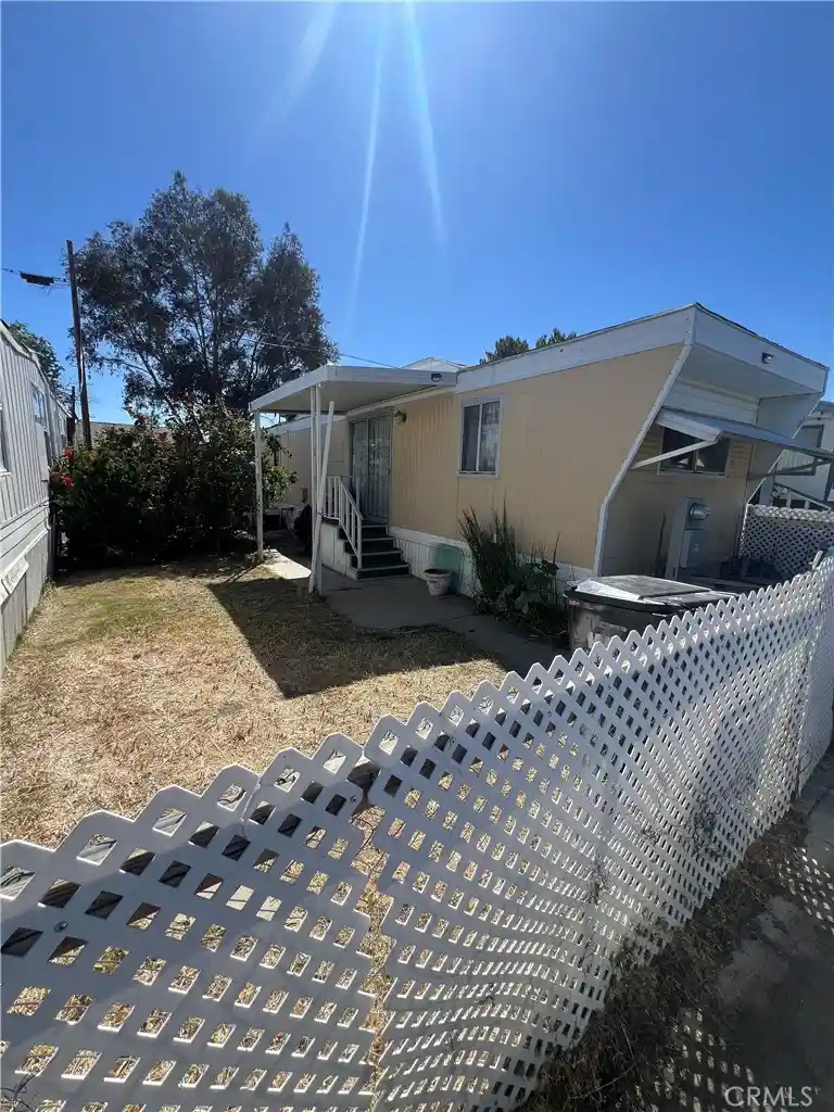 Photo 1 of Manufactured home for sale at 1717 E Ave I #31, Lancaster, CA 93535 | MLS# SR26081718 | Listing updated on 2026-07-15