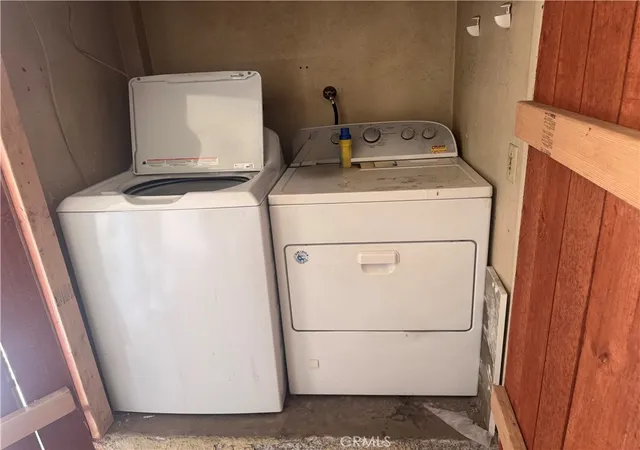Listing Photo 4 - Condo for sale in building located at 8634 Park, Bellflower, CA 90706 - Unit #3