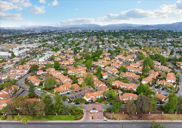 2nd image of 1651 S Juniper St, Escondido, CA 92025