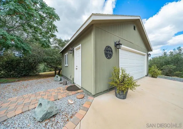 75th image of 13603 Woodstock, Valley Center, CA 92082 | MLS# 260008965SD